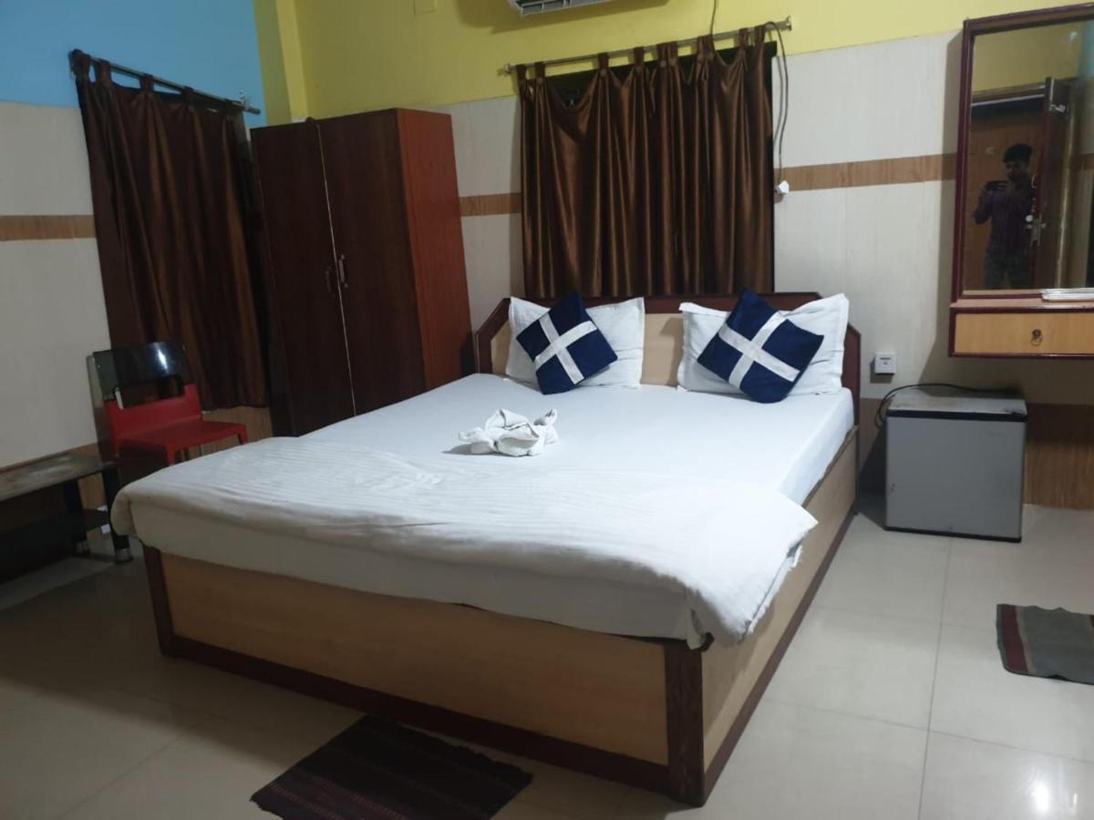 Goroomgo Star Inn Sea View Puri Buitenkant foto